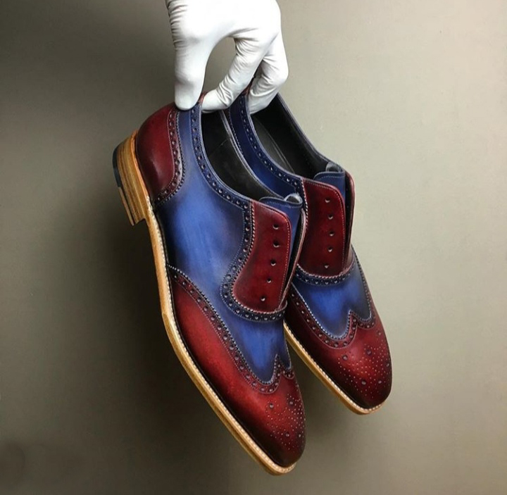 Luxury Handmade Two Tone Blue Red Lace Up Premium Leather Brogue Wingtip Shoes
